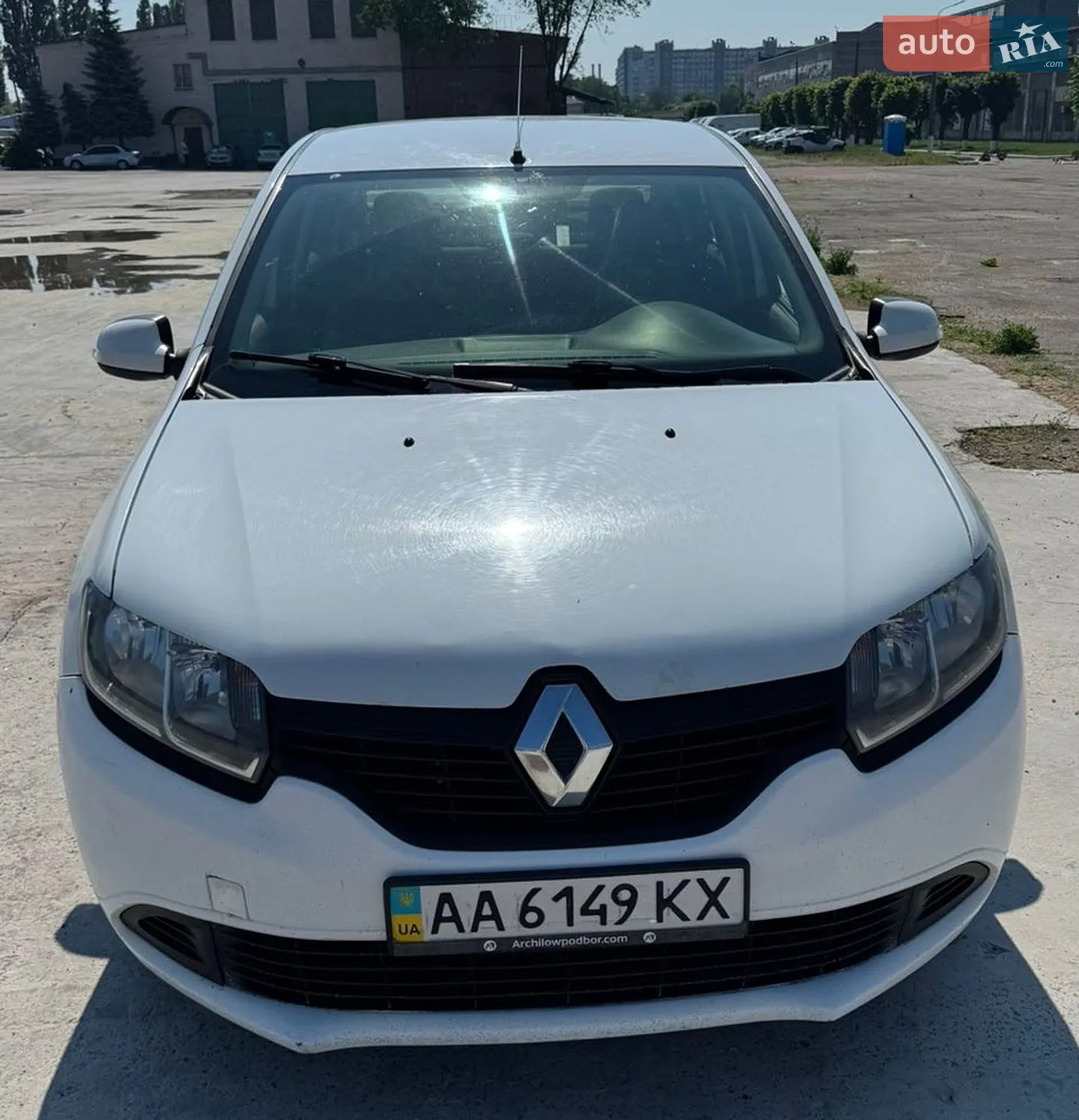 Renault Logan, 2015