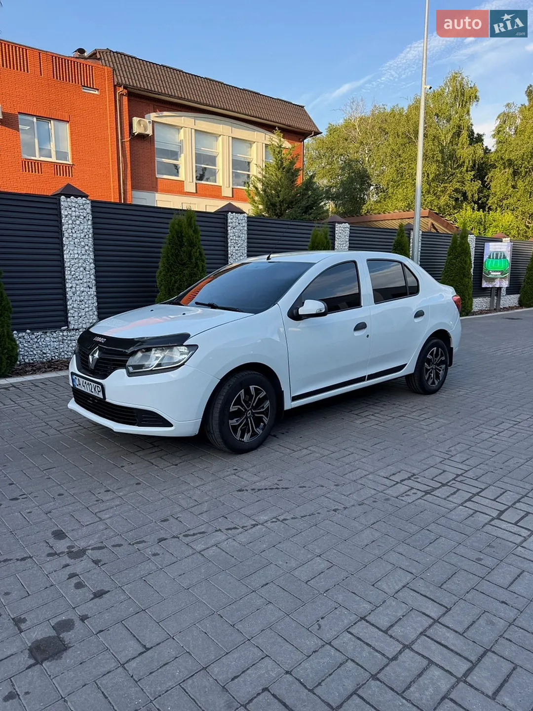 Renault Logan, 2015
