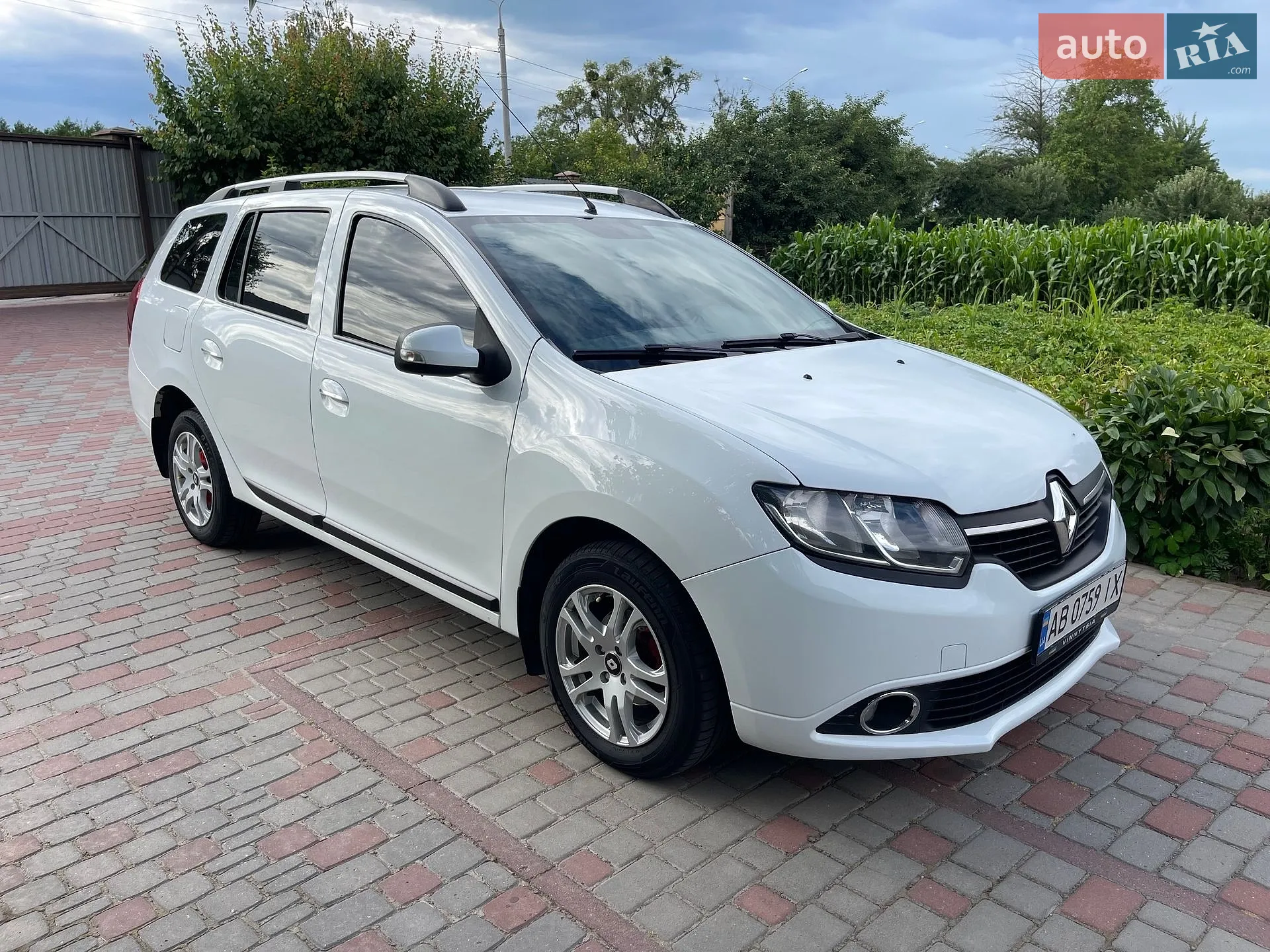 Renault Logan, 2015