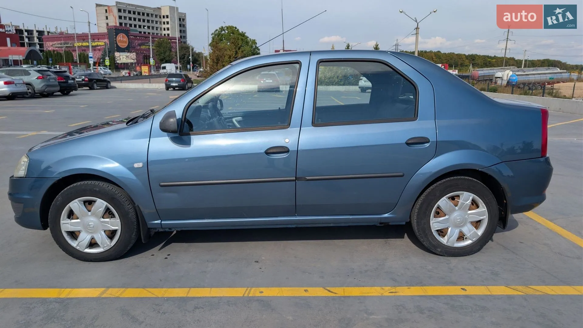 Renault Logan, 2011
