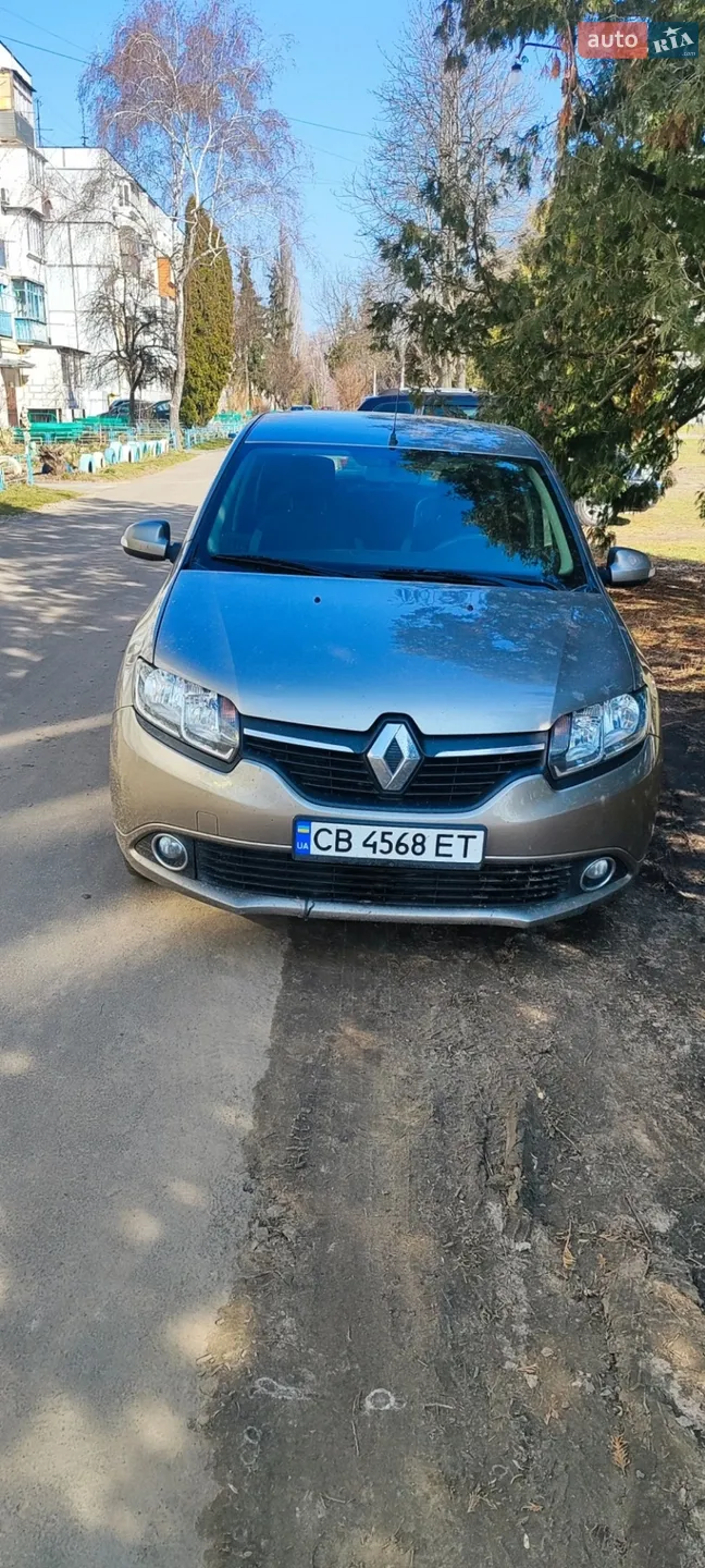 Renault Sandero, 2013