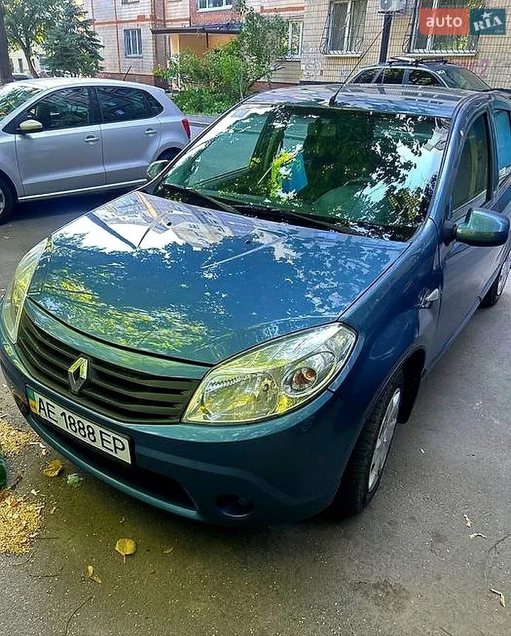 Renault Sandero, 2011