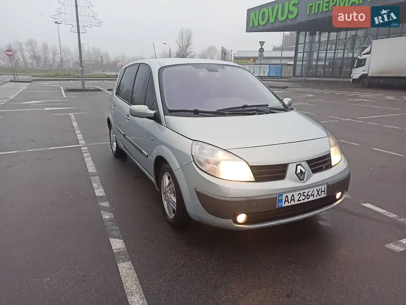 Renault Scenic, 2004