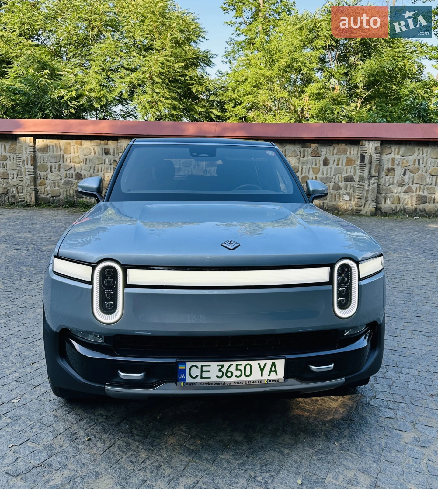 Rivian R1S, 2024