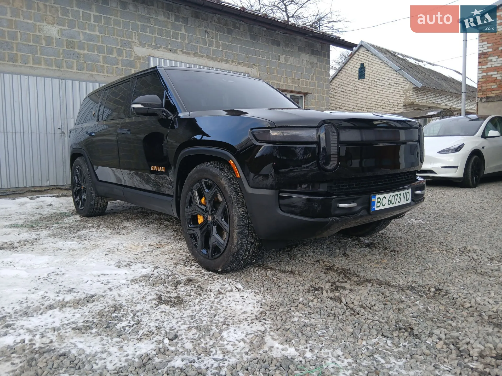 Rivian R1S, 2023