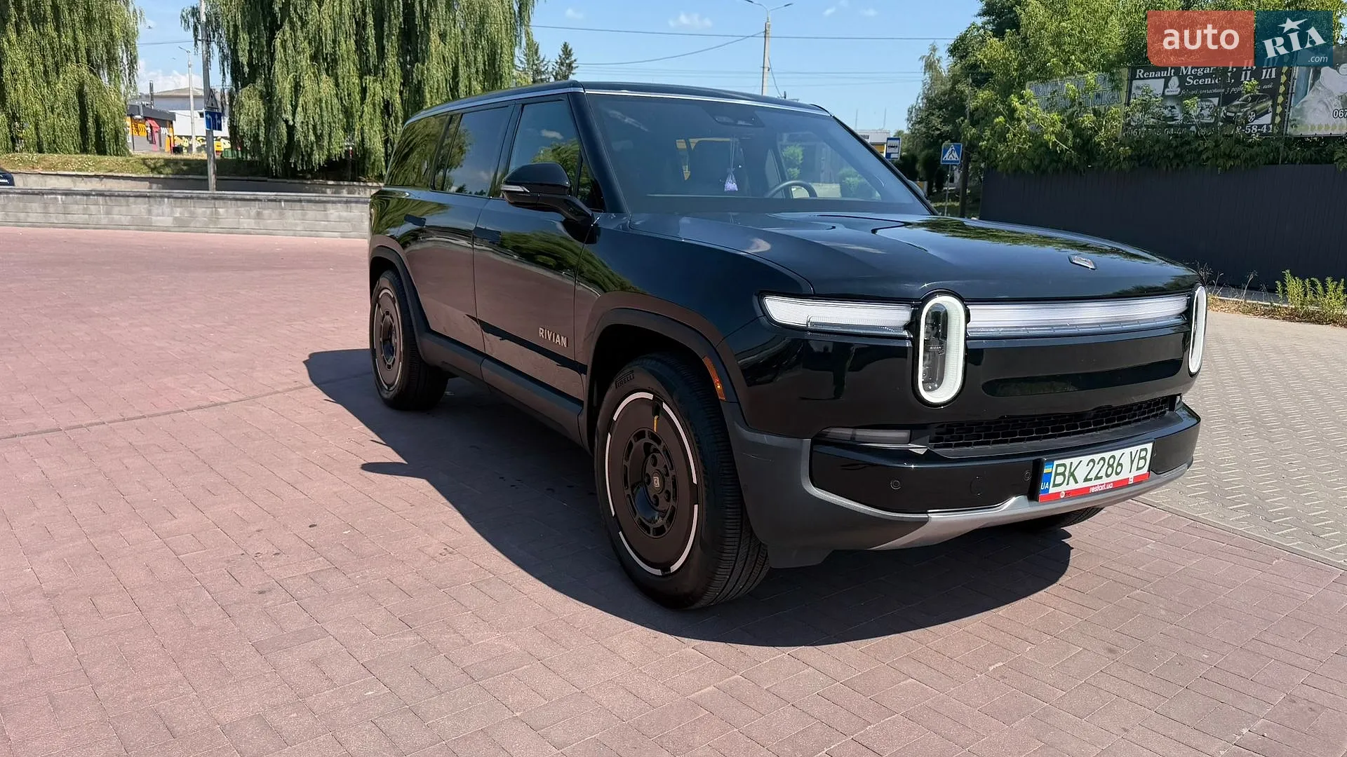 Rivian R1S, 2024