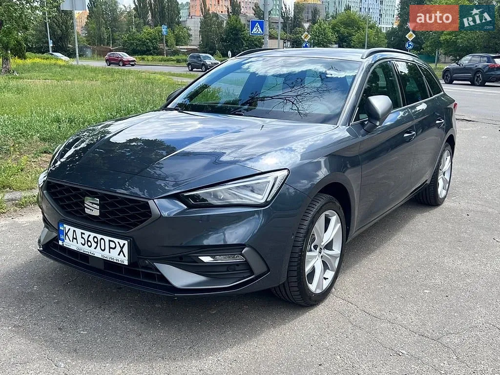 SEAT Leon, 2025