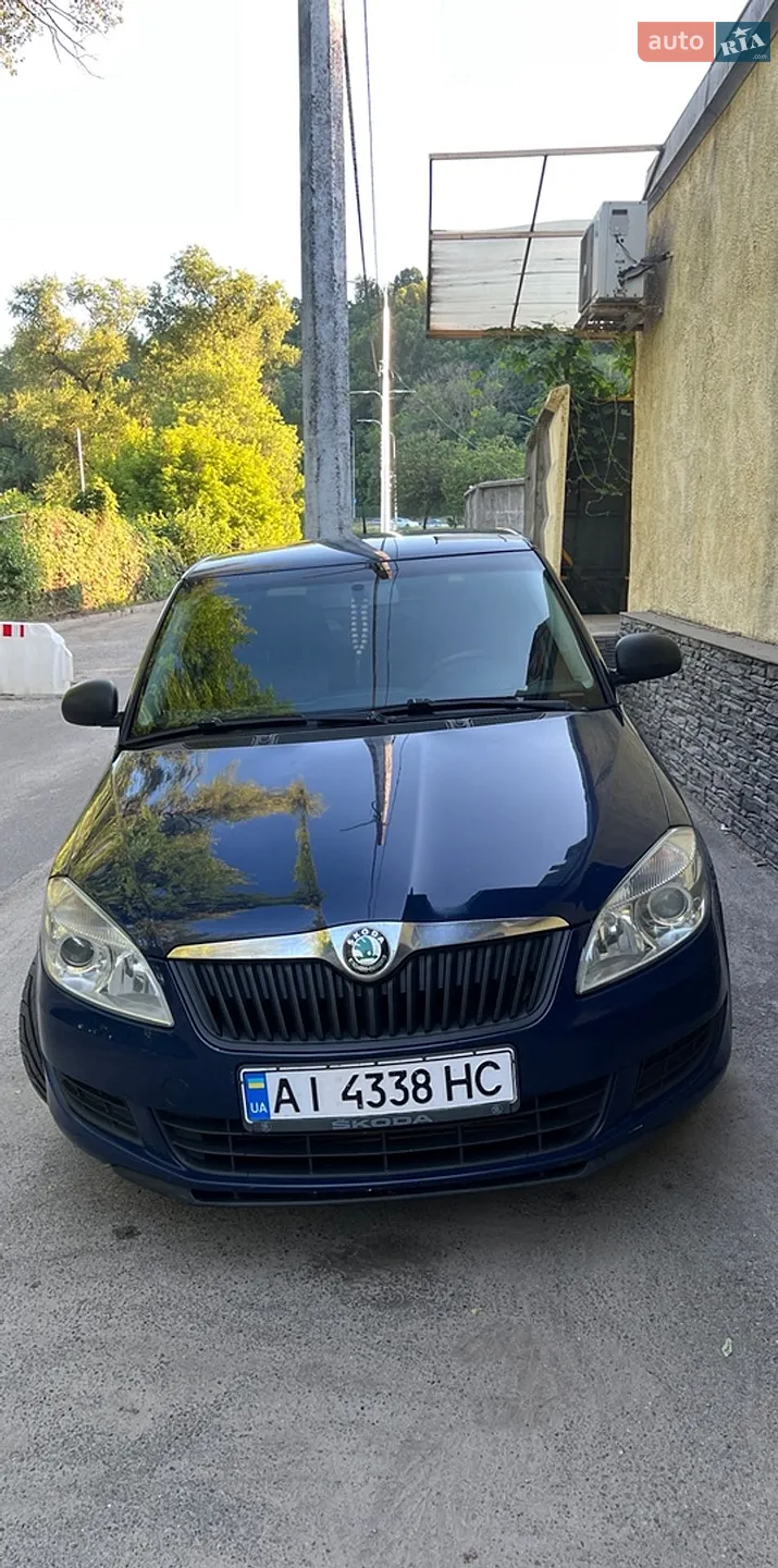 Skoda Fabia, 2011