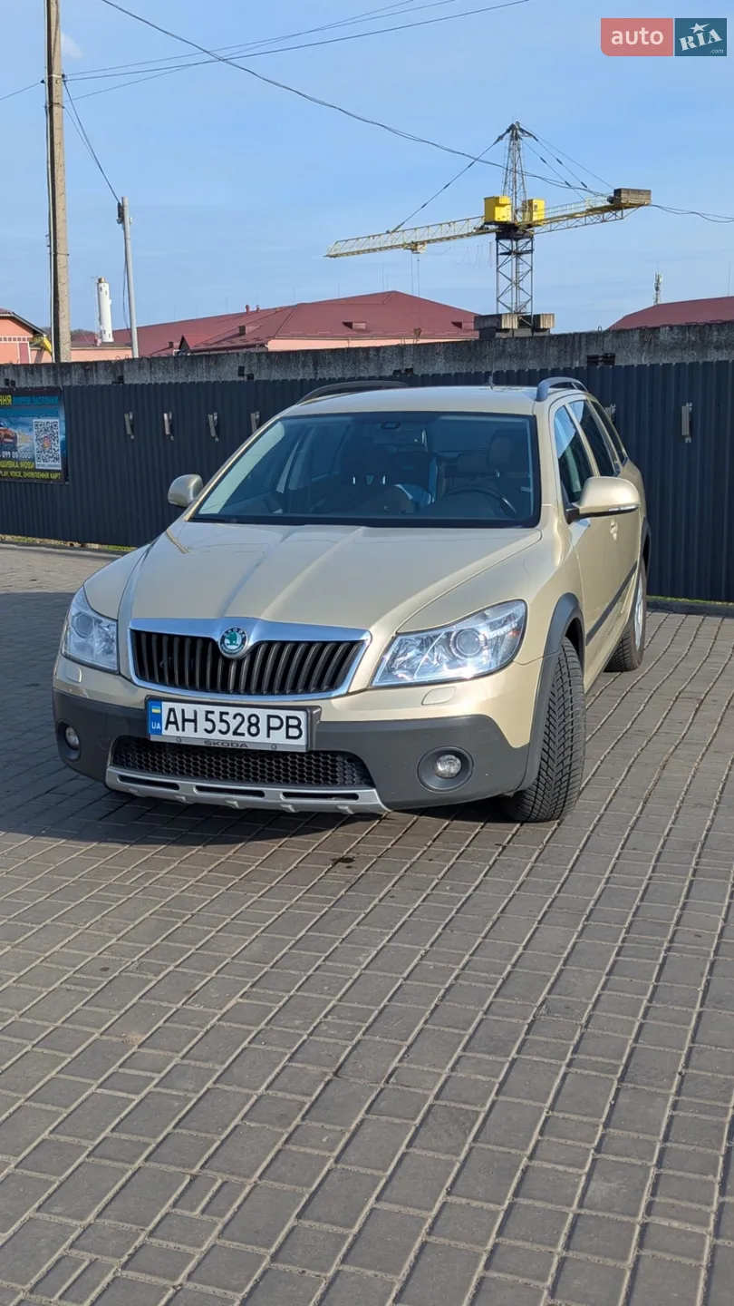 Skoda Octavia Scout, 2011