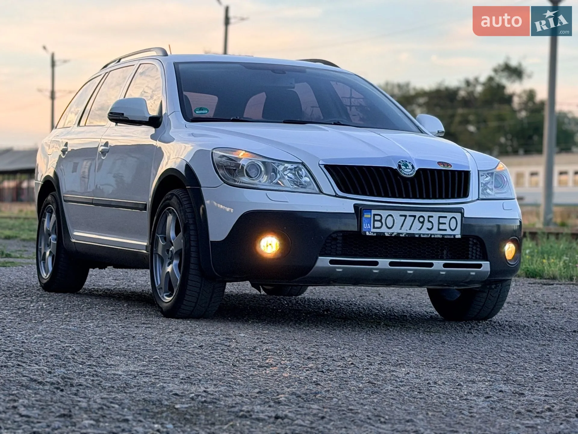Skoda Octavia Scout, 2011