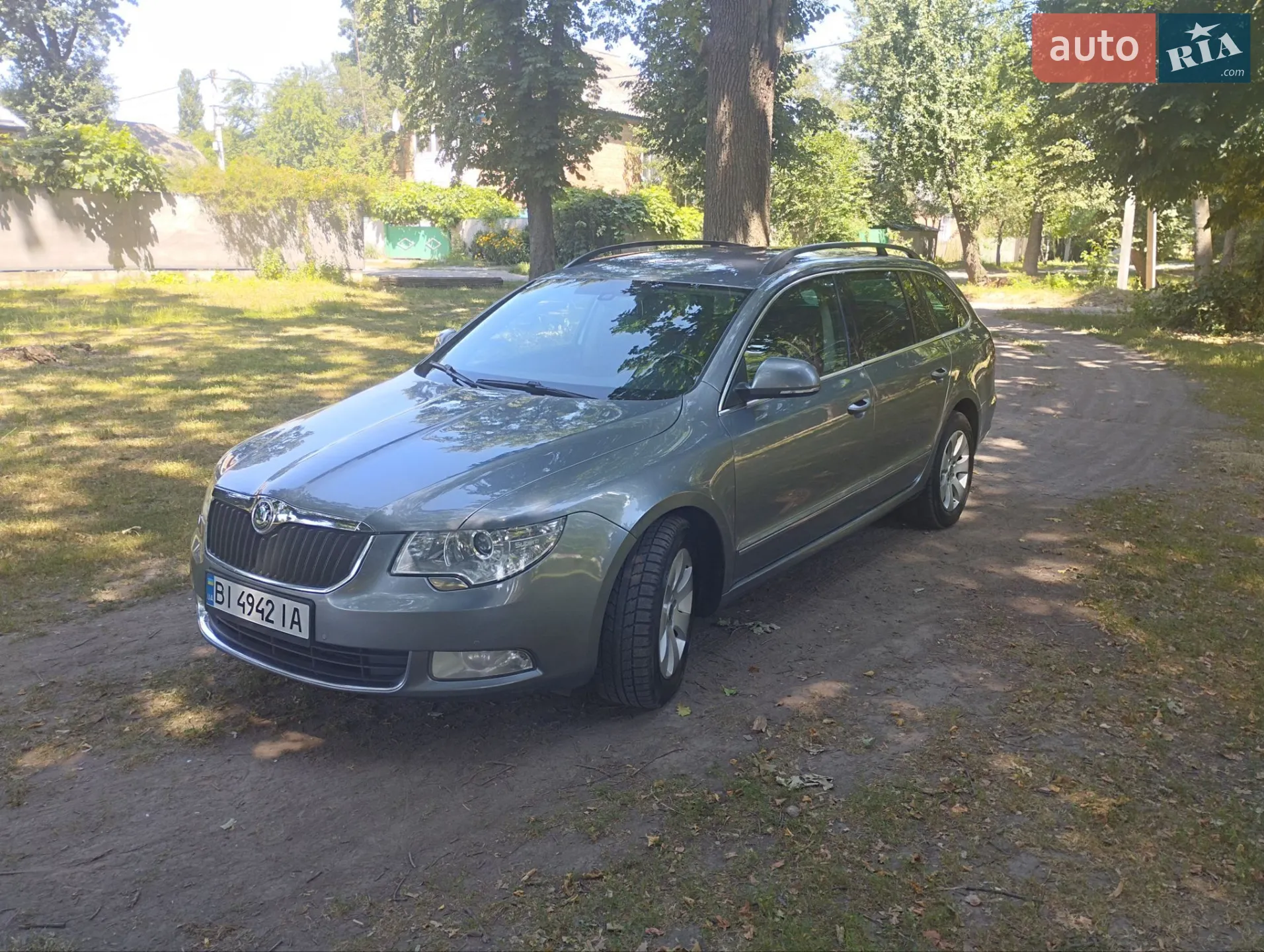 Skoda Superb, 2011