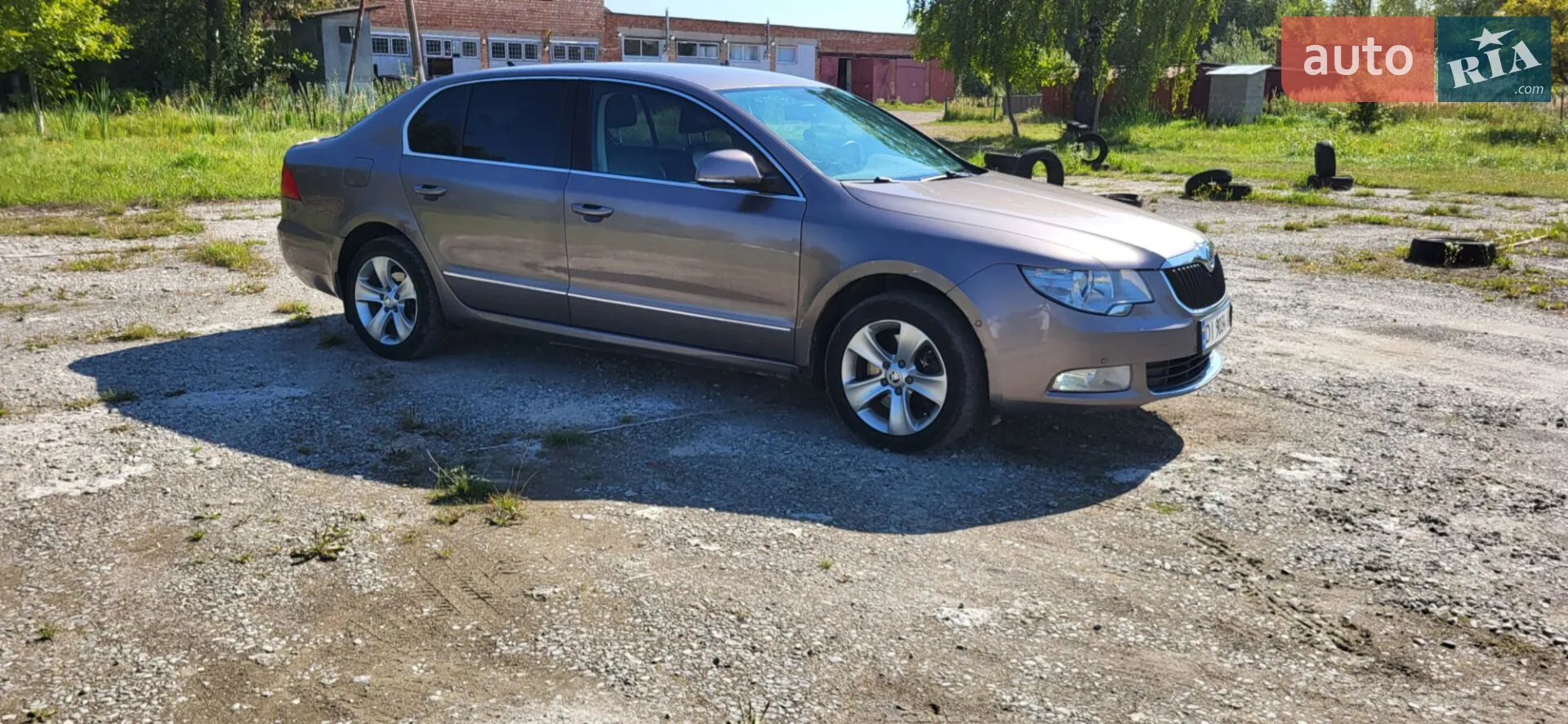 Skoda Superb, 2011