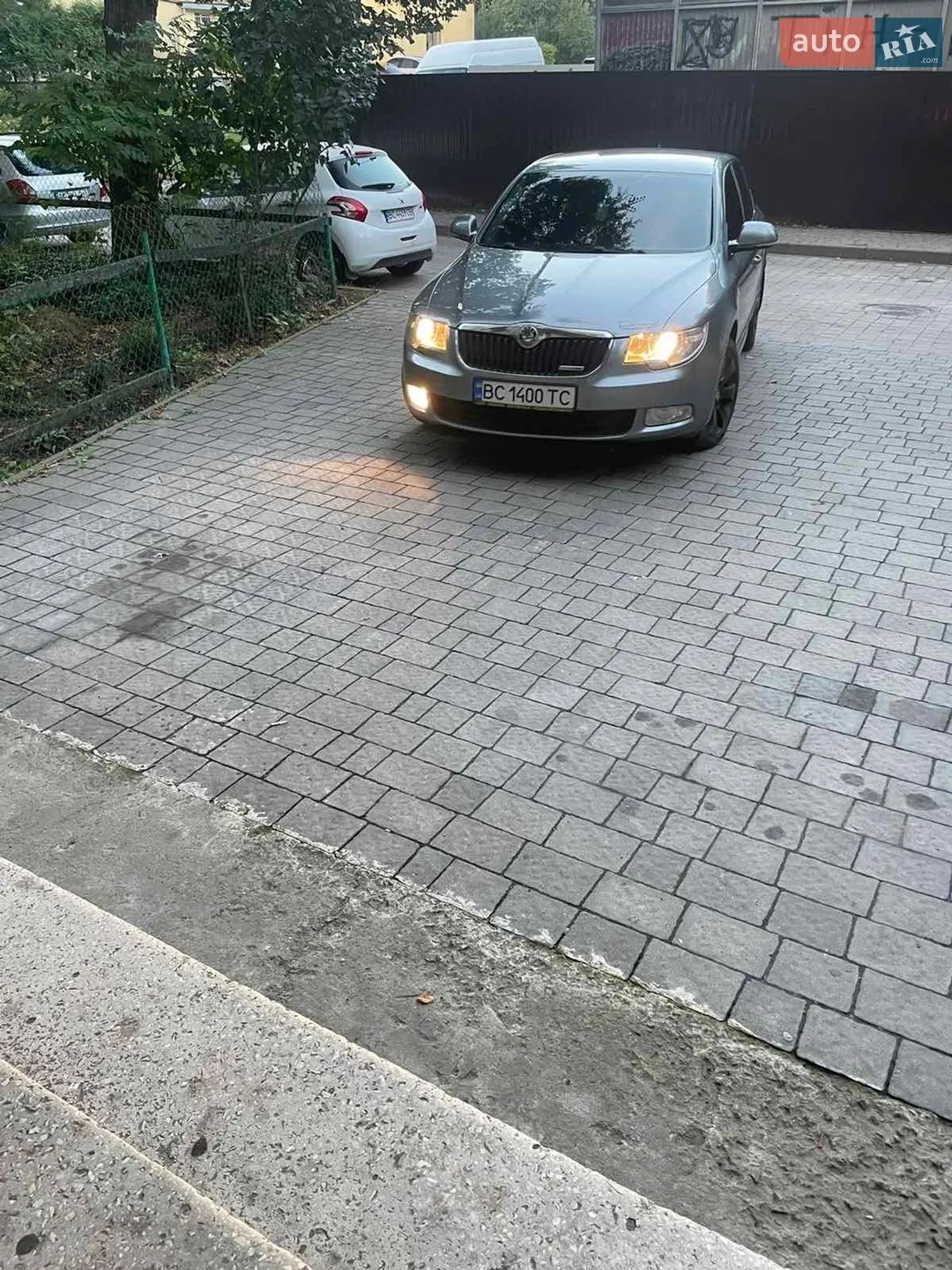 Skoda Superb, 2012