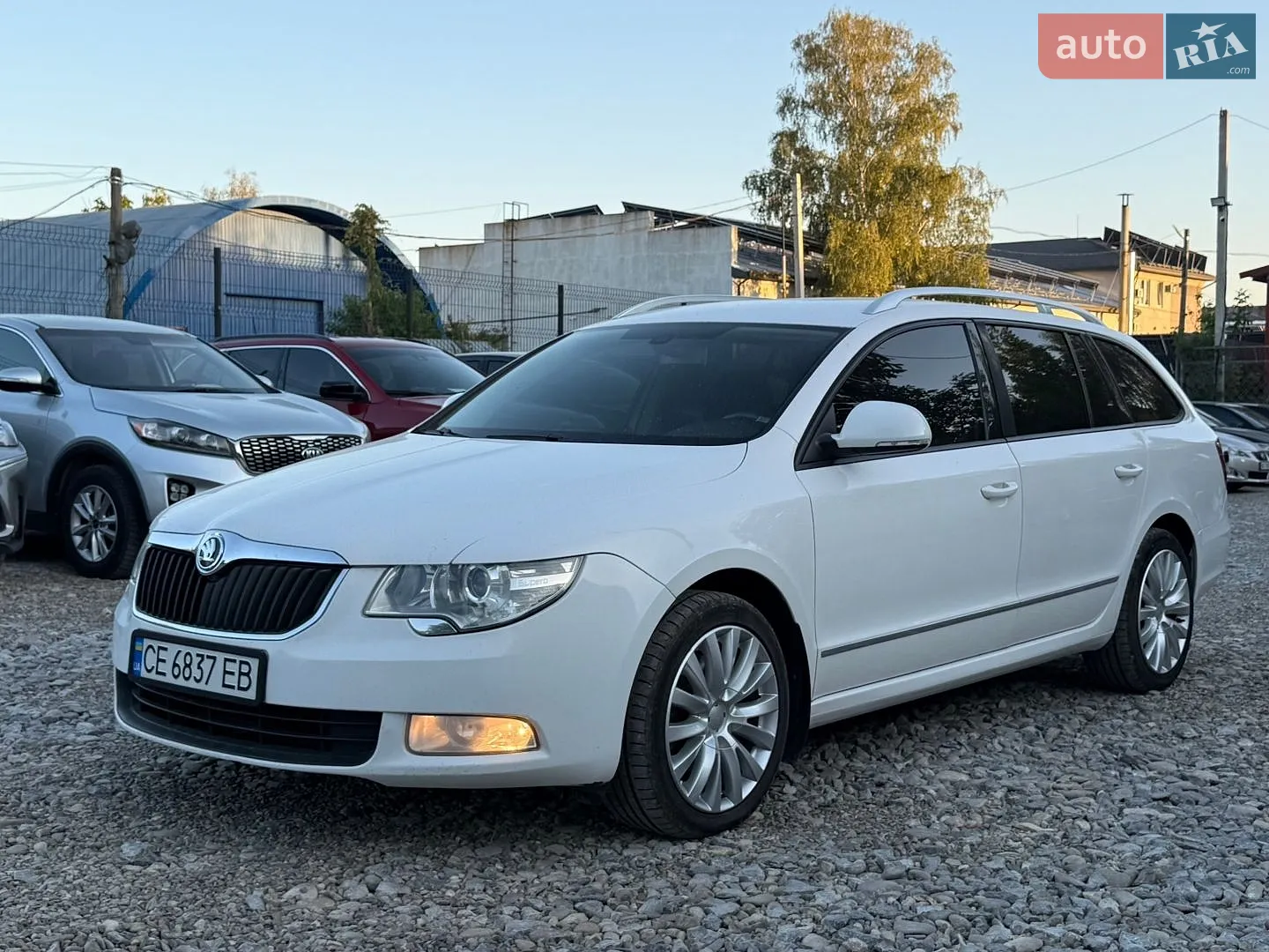 Skoda Superb, 2011