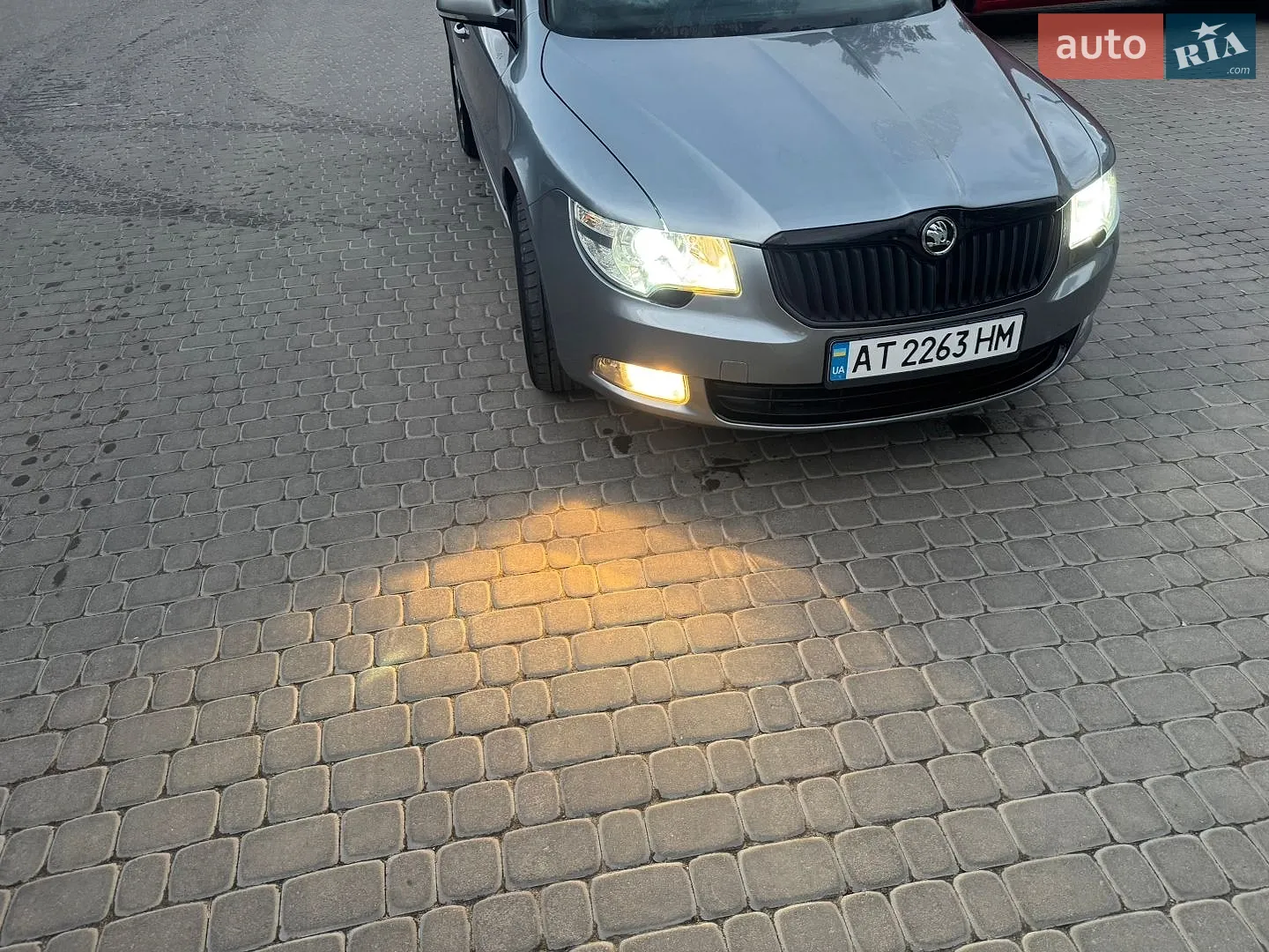 Skoda Superb 2011 — 1