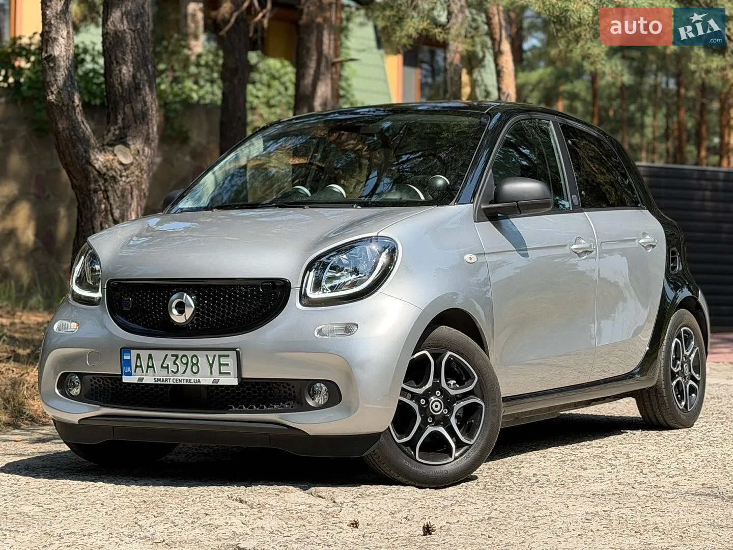Smart EQ Forfour 2019 — 1