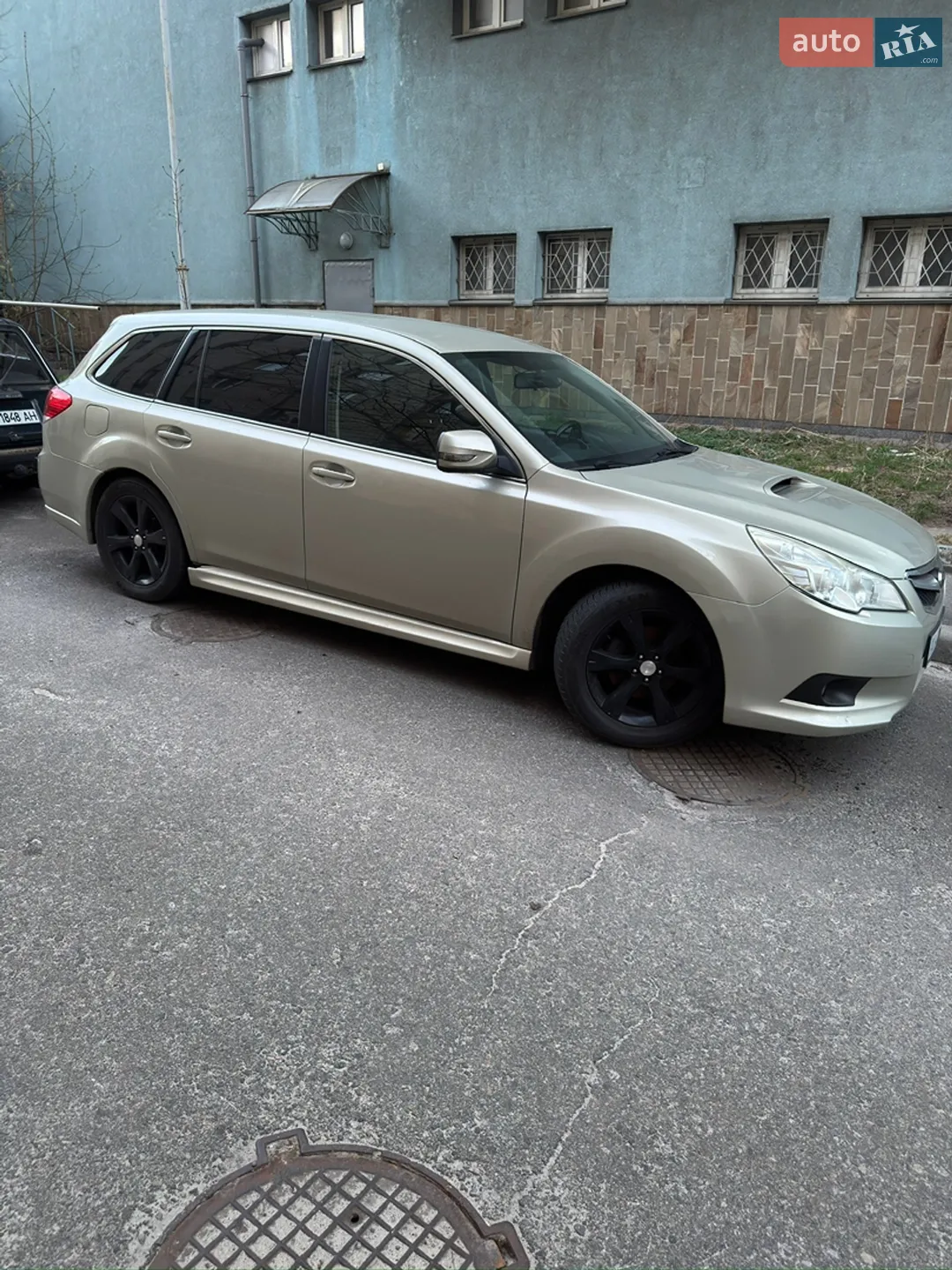 Subaru Legacy, 2010