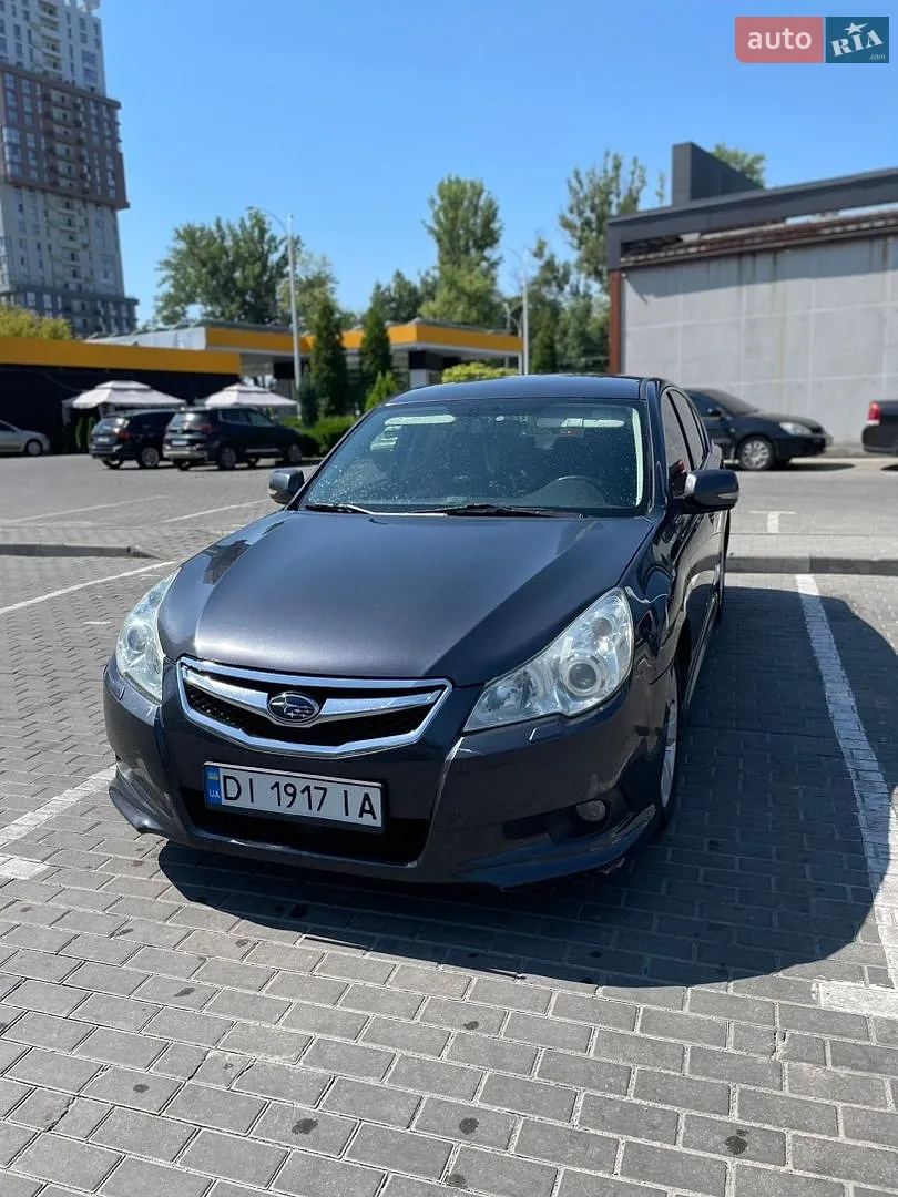 Subaru Legacy, 2010