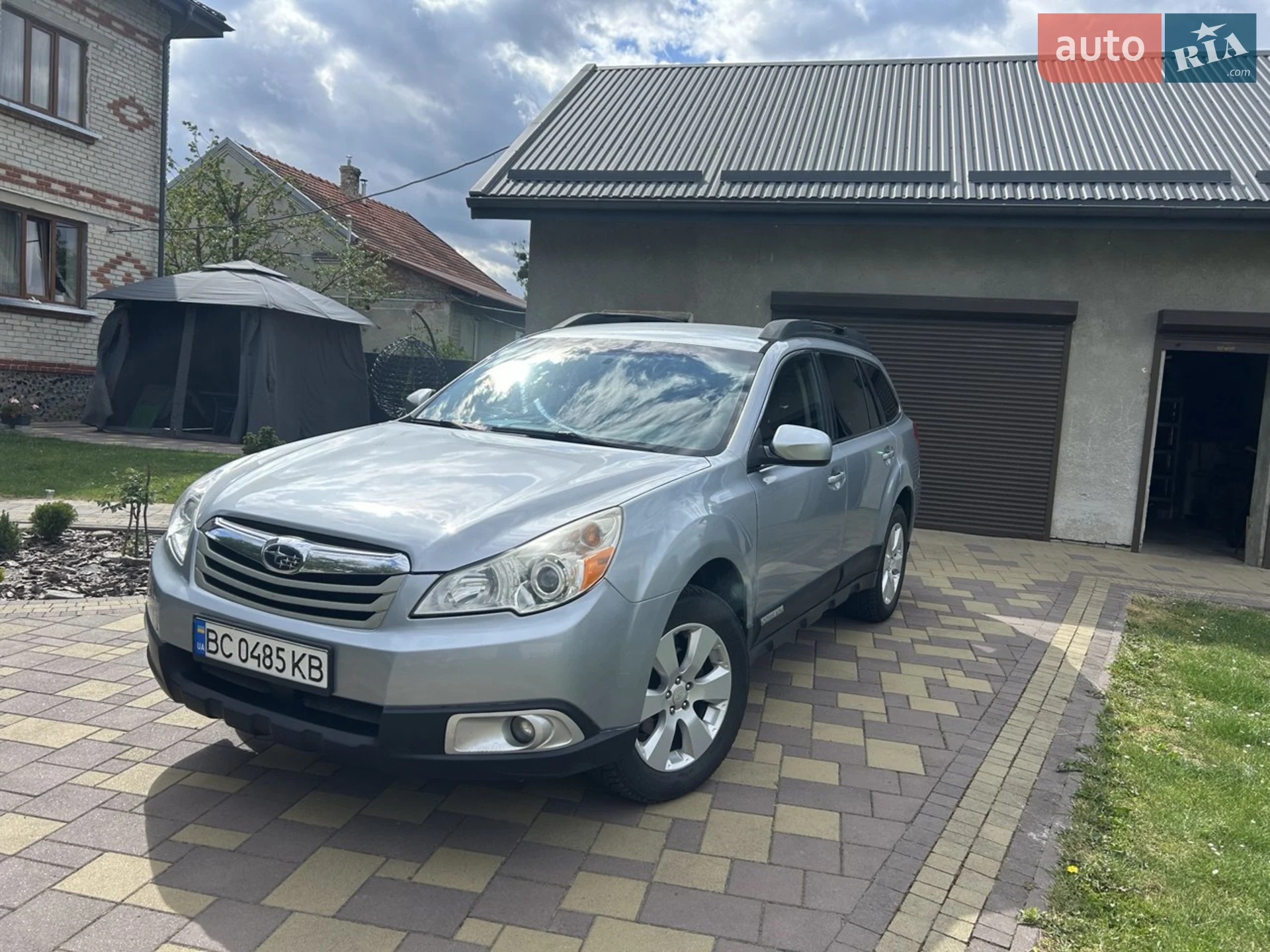 Subaru Outback, 2011