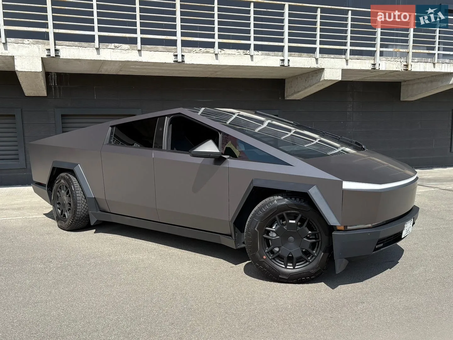 Tesla Cybertruck, 2024