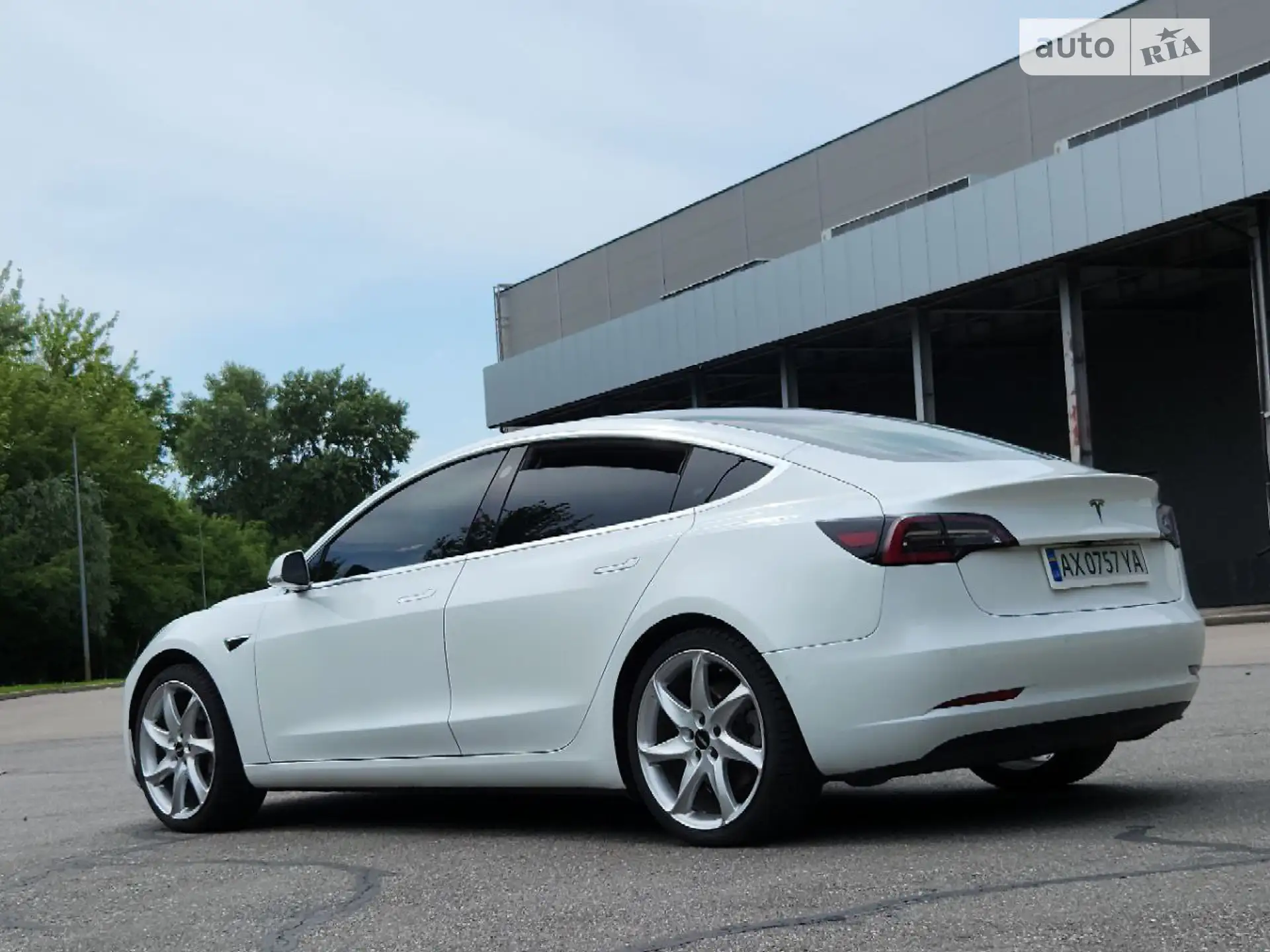 Tesla Model 3, 2019