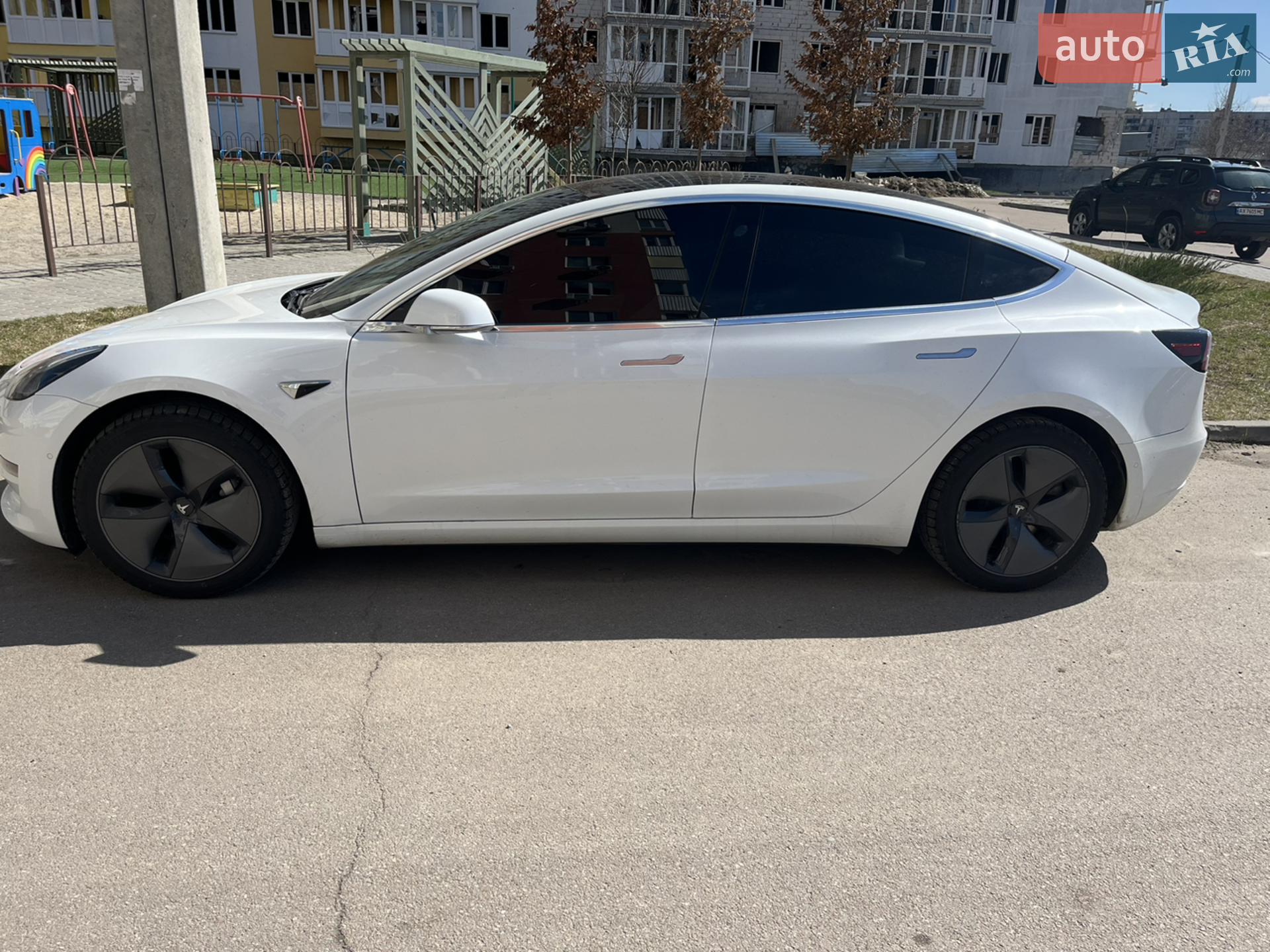 Tesla Model 3, 2019