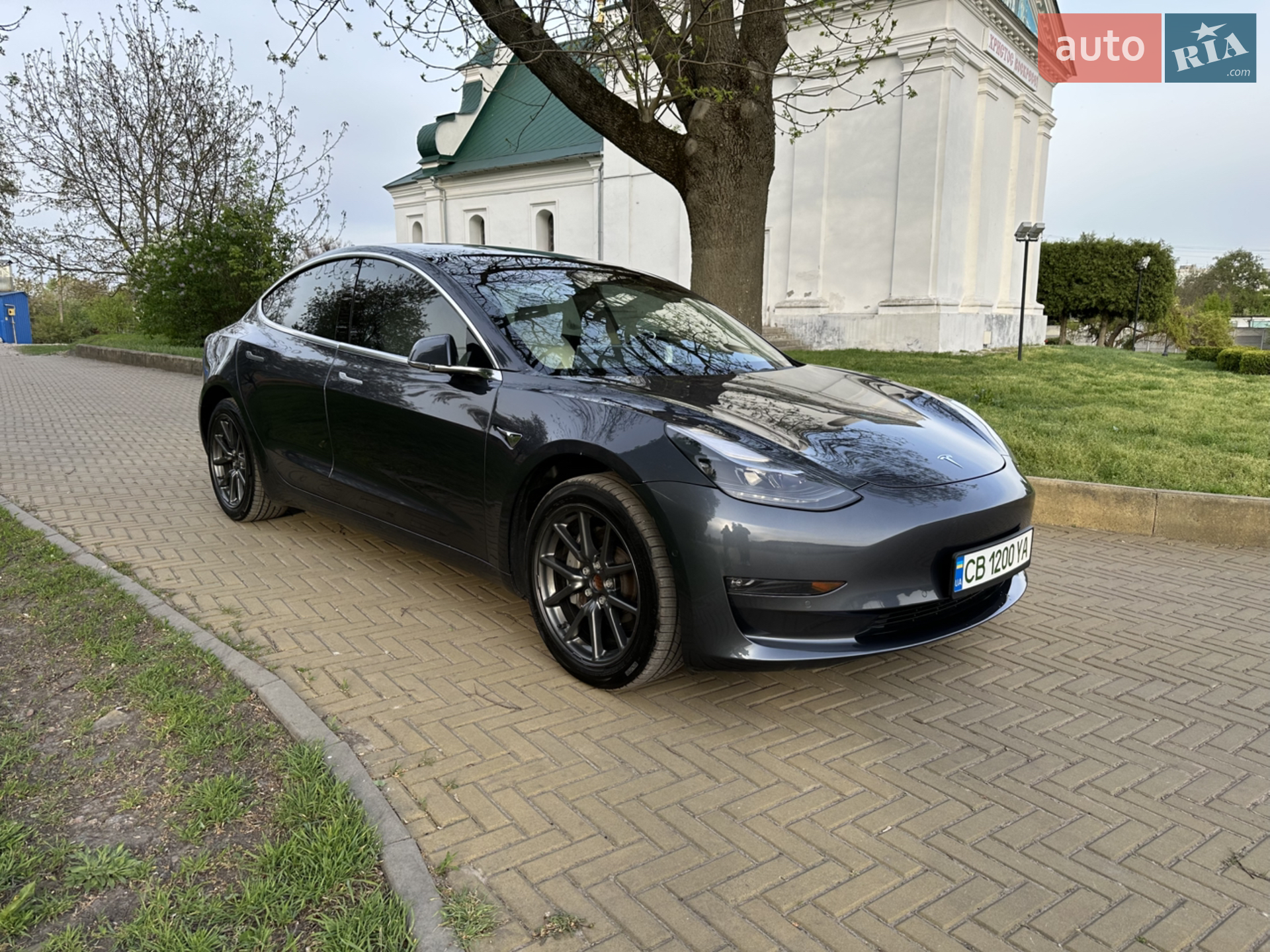 Tesla Model 3, 2019