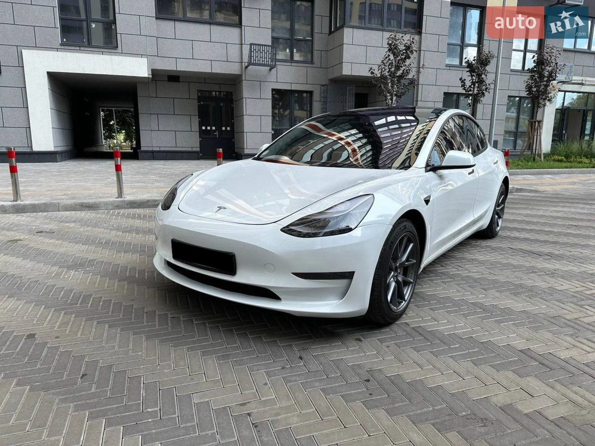 Tesla Model 3, 2023