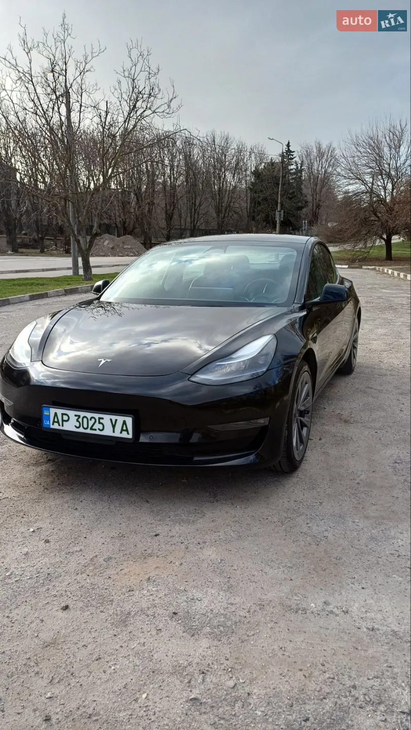 Tesla Model 3, 2022