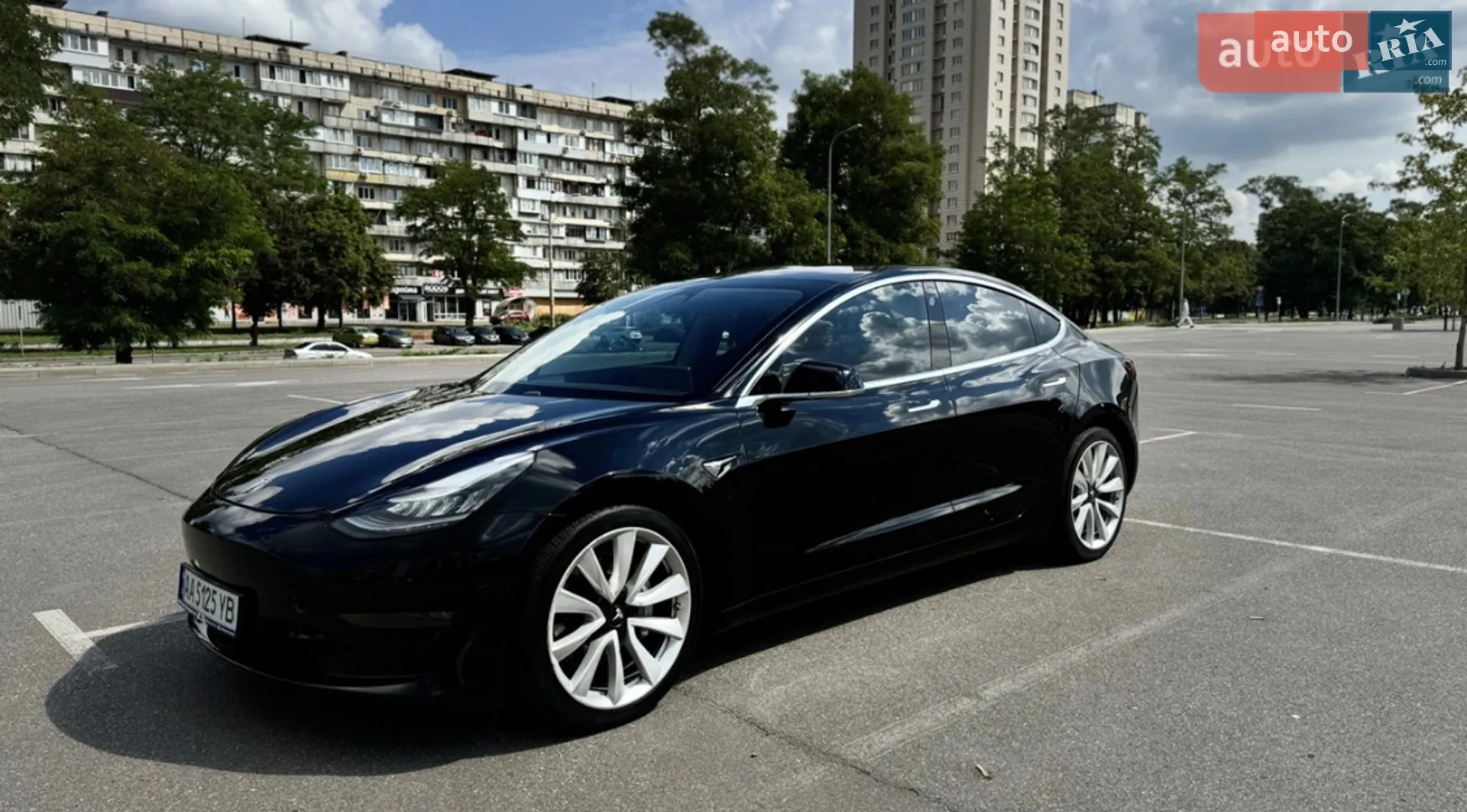 Tesla Model 3, 2019