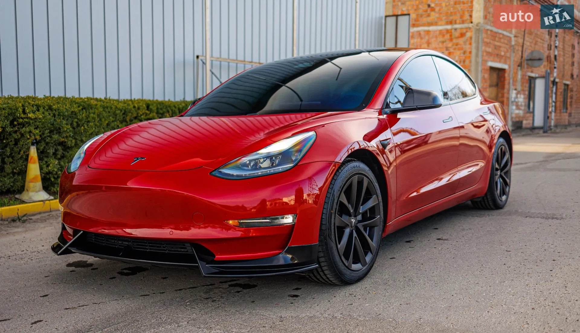 Tesla Model 3, 2021
