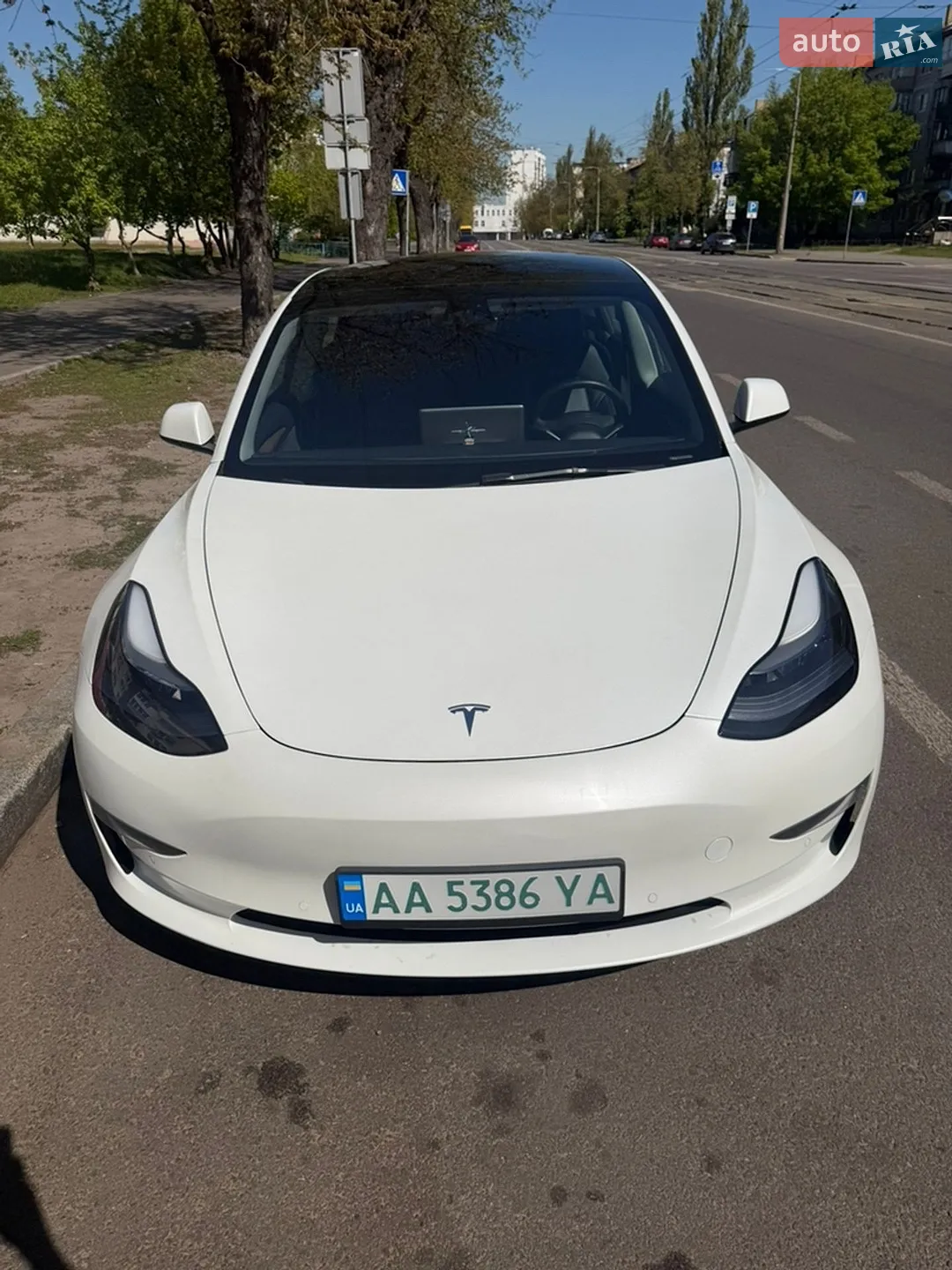 Tesla Model 3, 2022