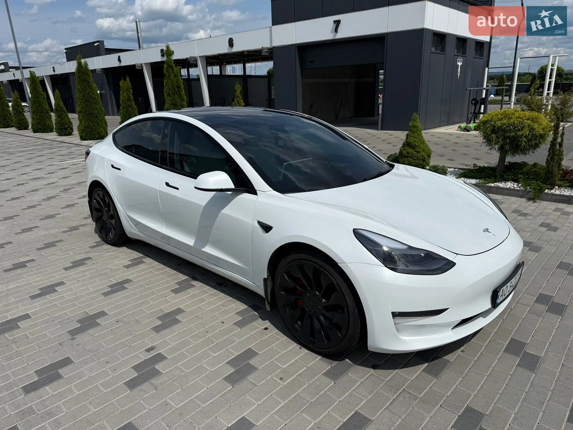 Tesla Model 3, 2023