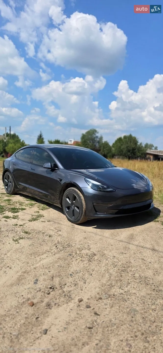 Tesla Model 3, 2021