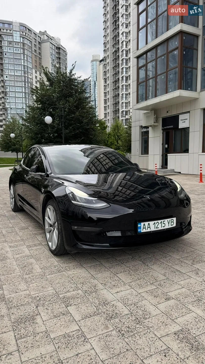 Tesla Model 3, 2019