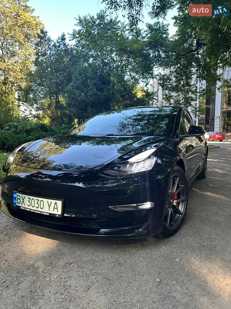 Tesla Model 3, 2019