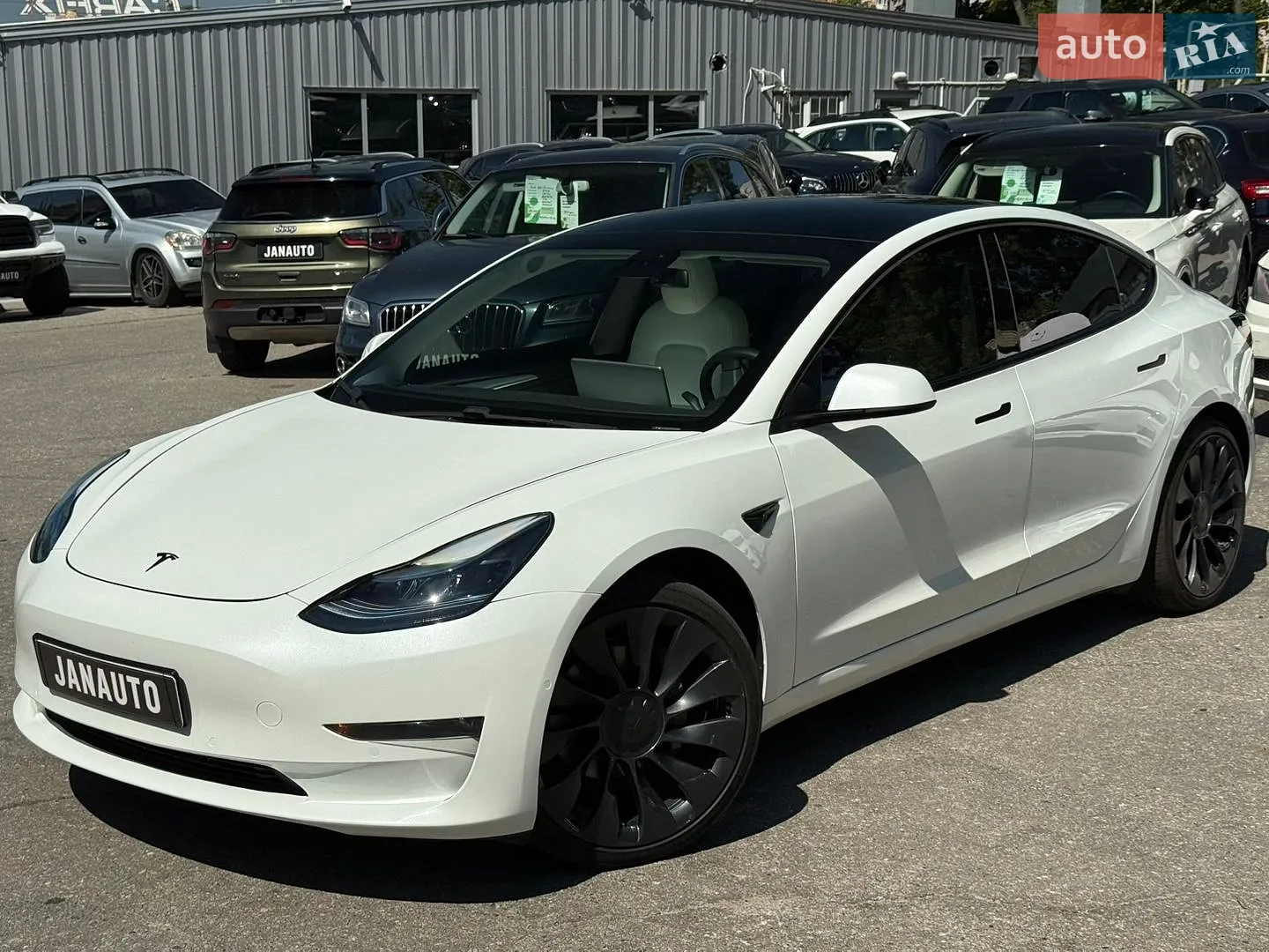 Tesla Model 3, 2021