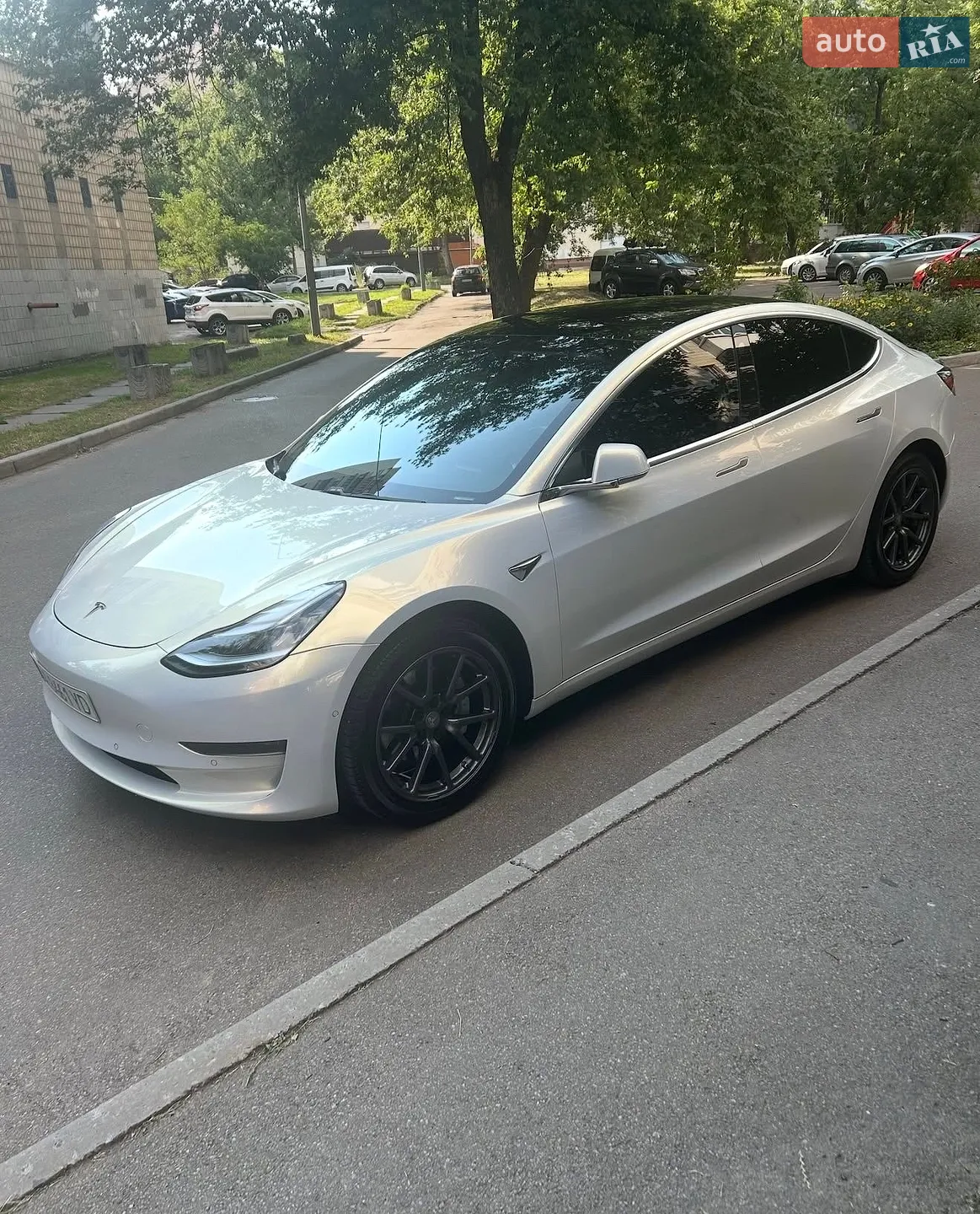 Tesla Model 3, 2019