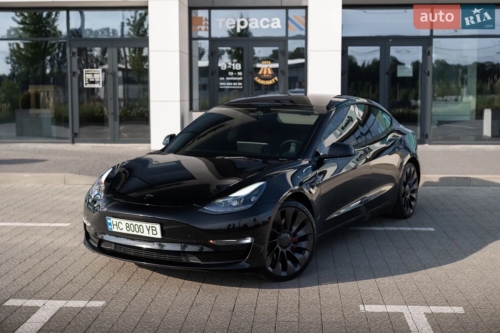 Tesla Model 3, 2023