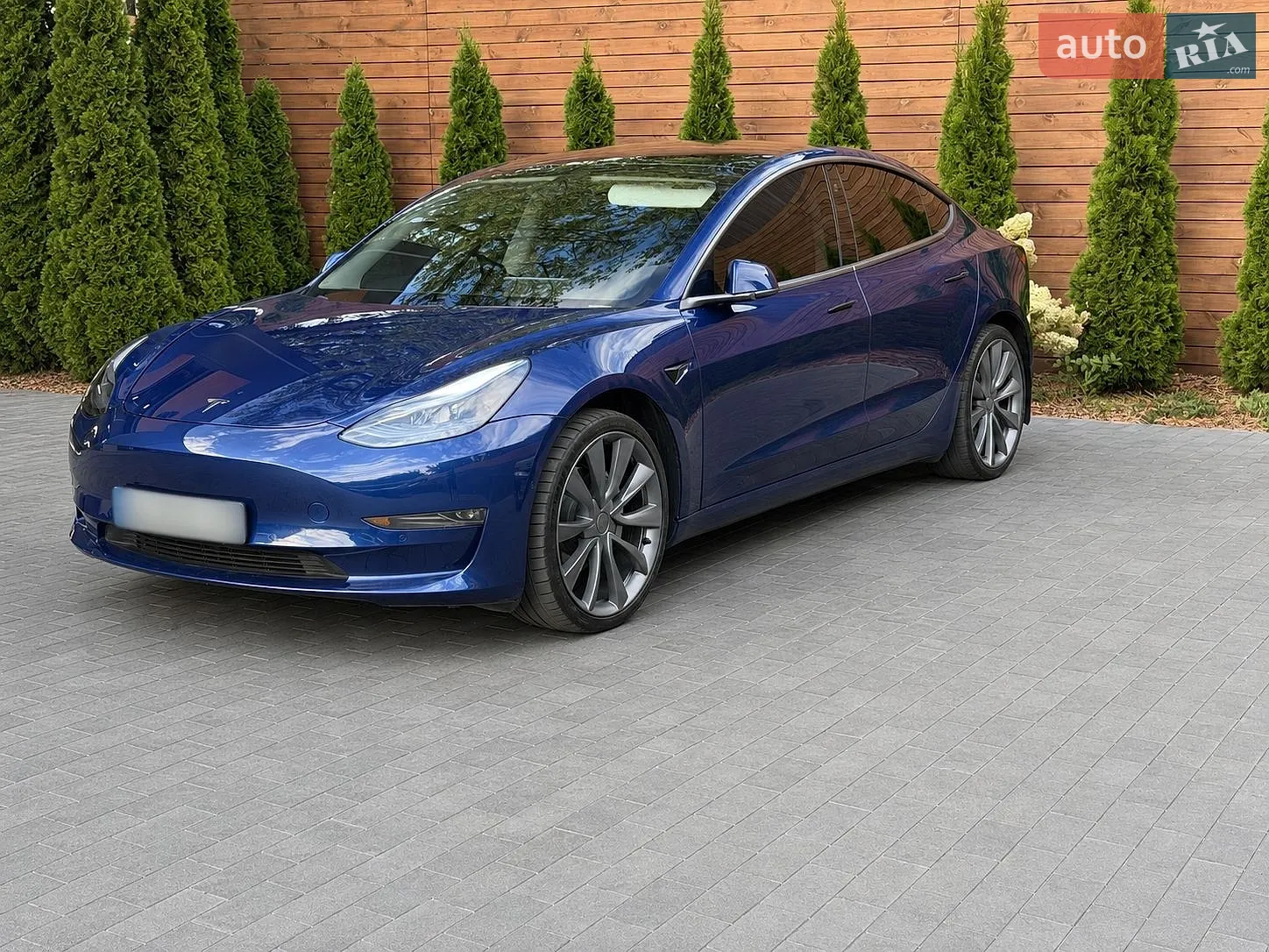 Tesla Model 3, 2020