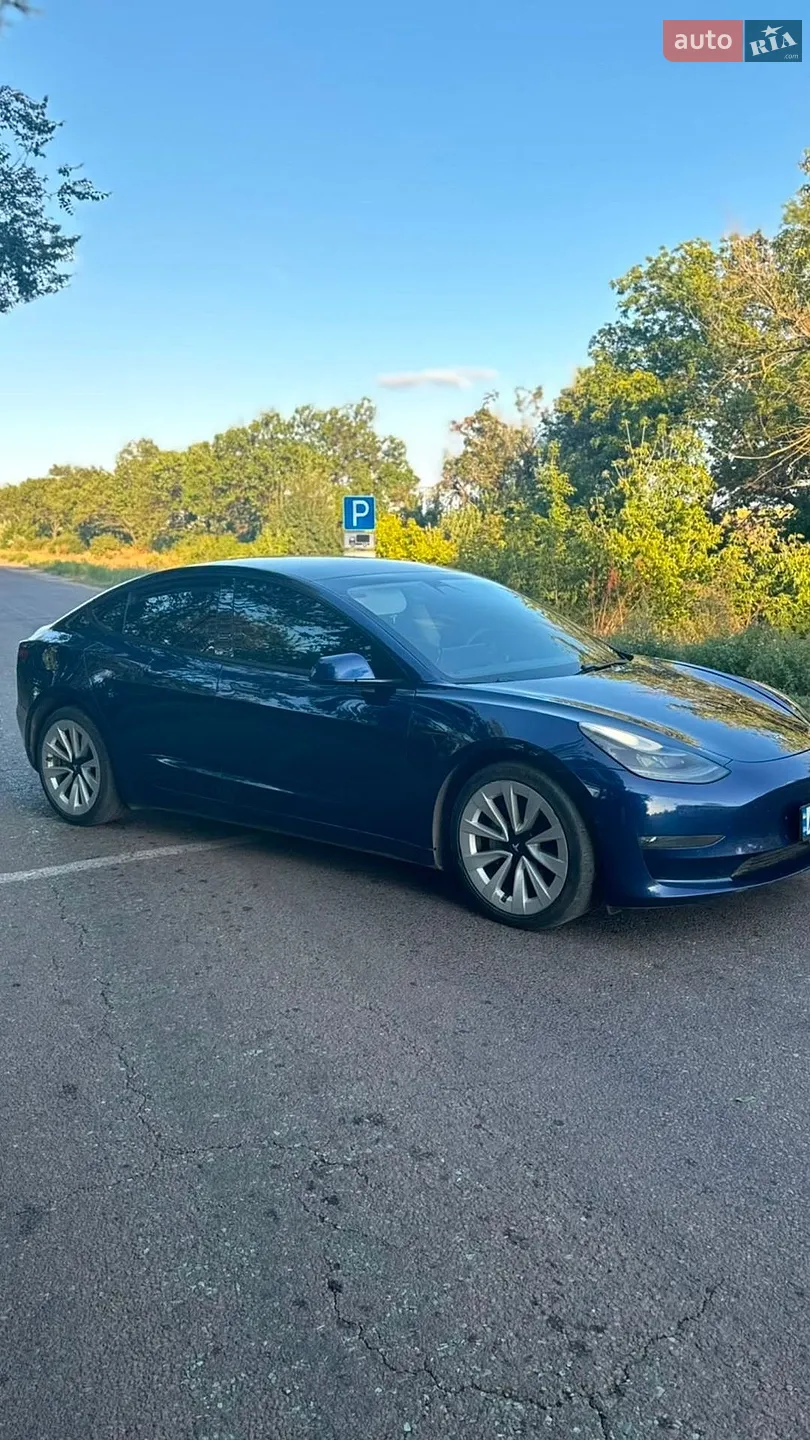 Tesla Model 3, 2021