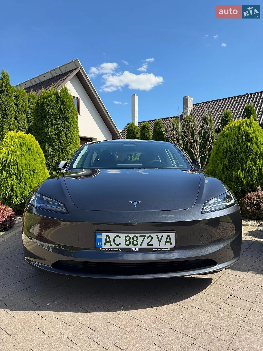 Tesla Model 3, 2024