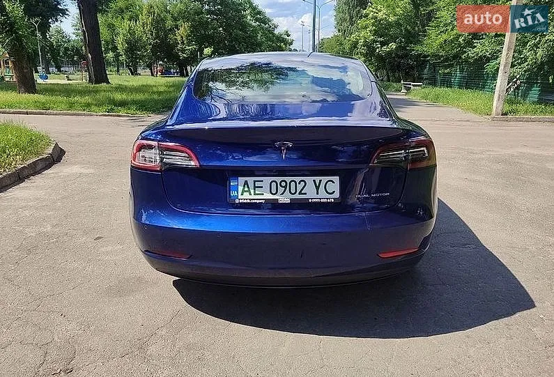 Tesla Model 3, 2019
