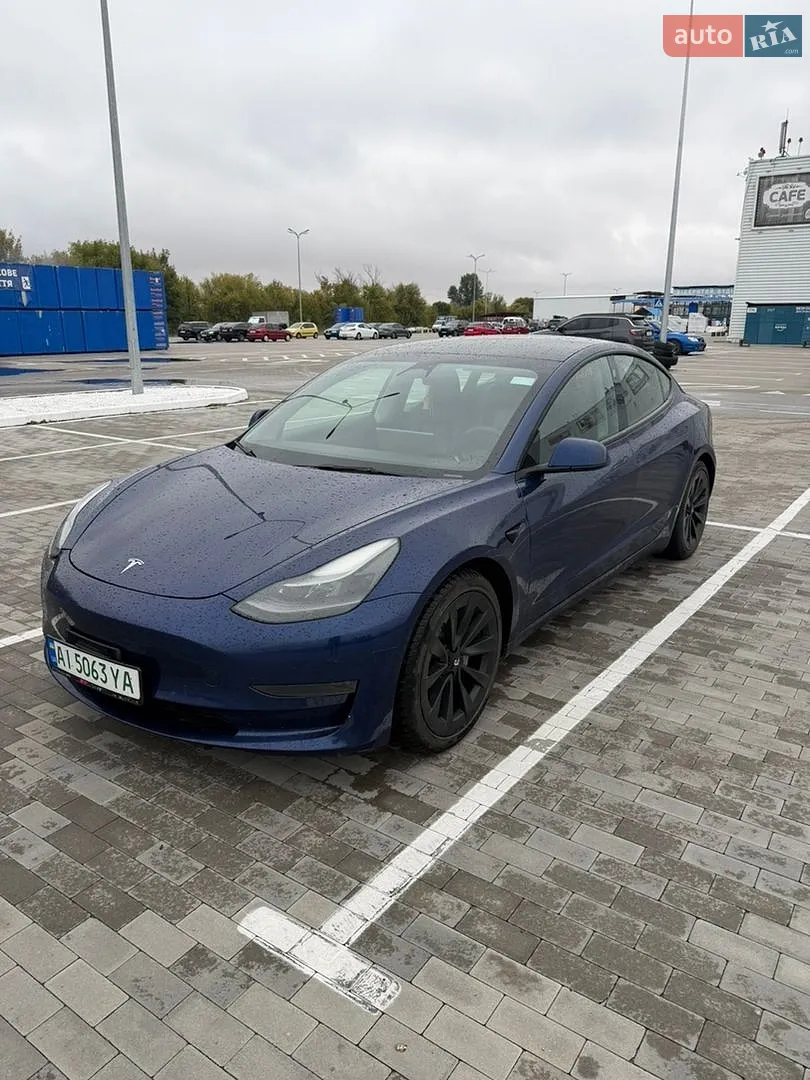 Tesla Model 3, 2022
