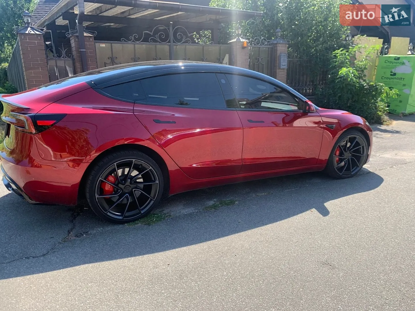 Tesla Model 3, 2024
