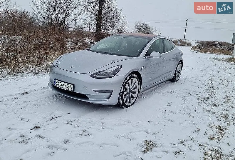 Tesla Model 3, 2018