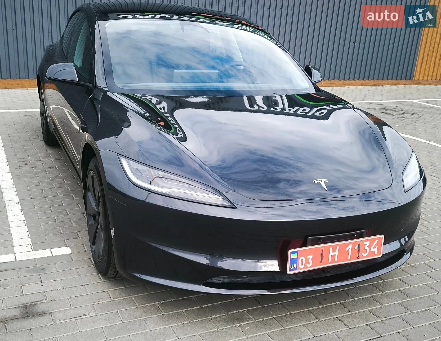Tesla Model 3, 2025