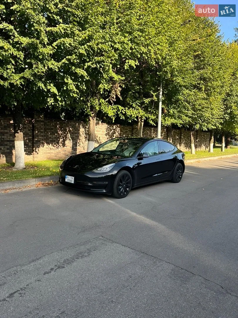Tesla Model 3, 2021