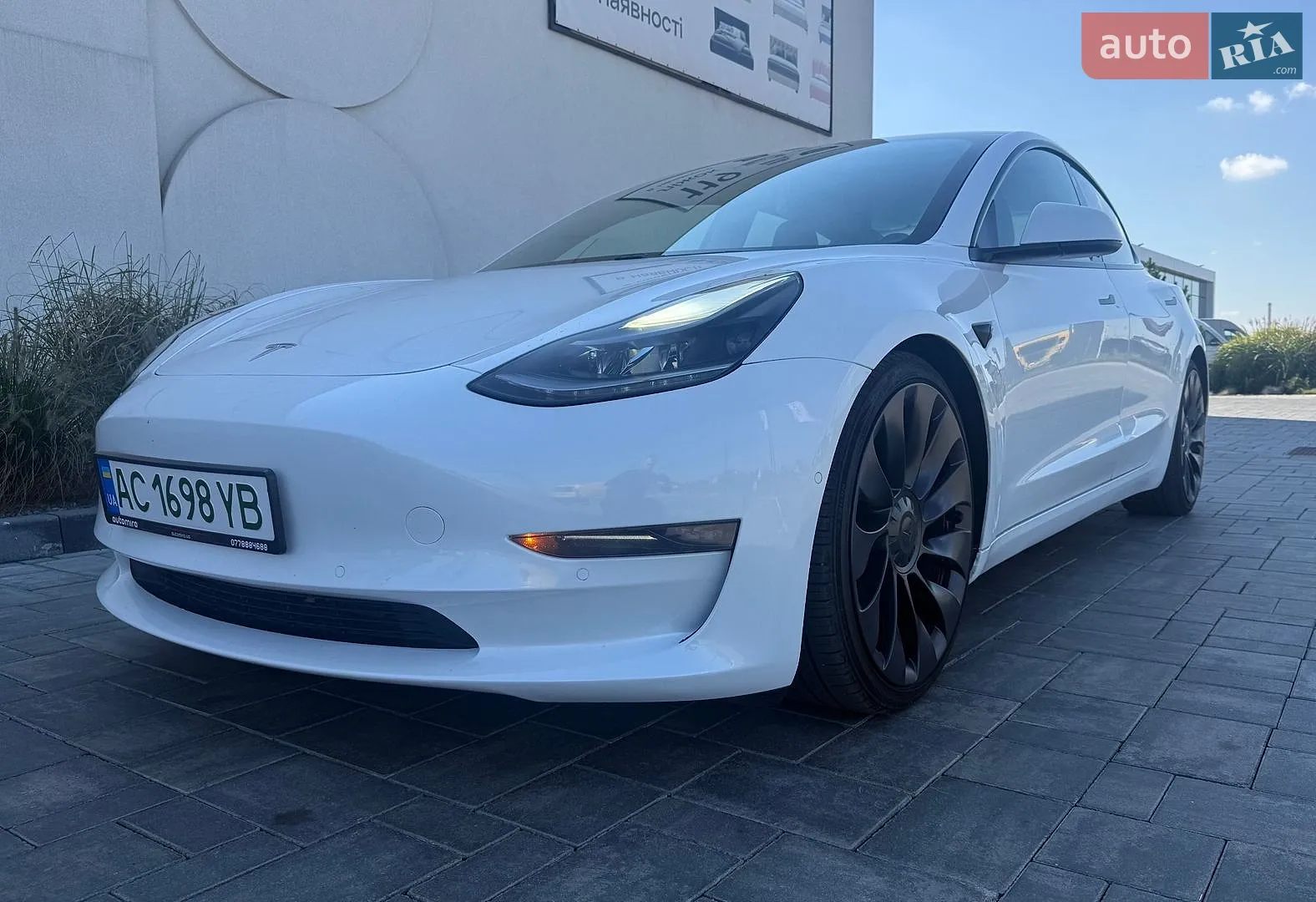 Tesla Model 3, 2021