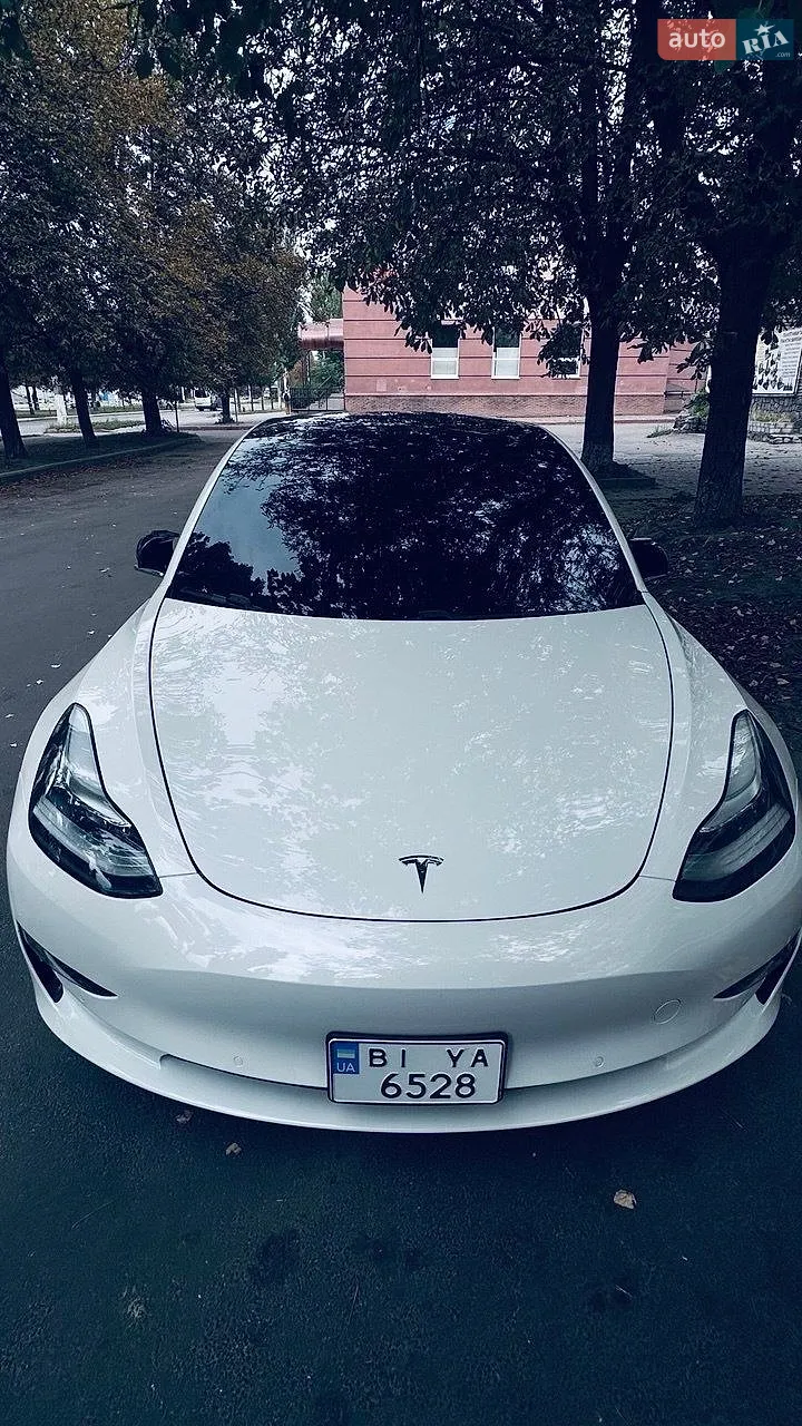 Tesla Model 3, 2019